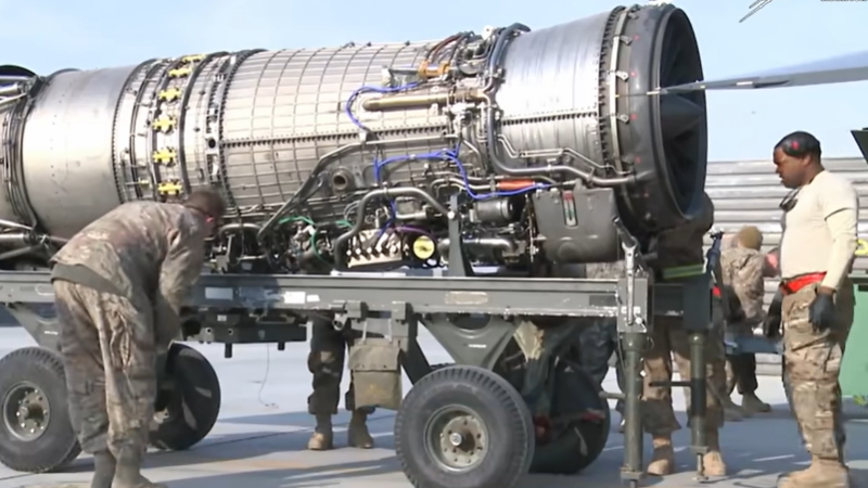 アメリカ空軍の戦闘機のF-16のアフターバーナージェットエンジンテストがド迫力！！