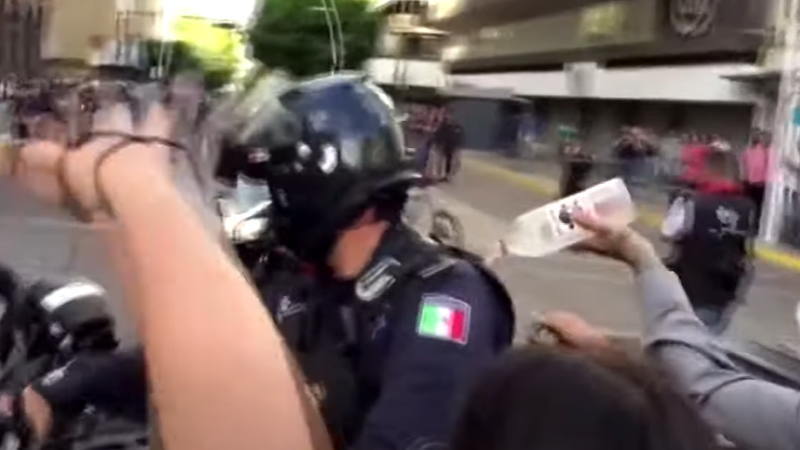 メキシコで起きたデモの参加者があまりにも酷すぎる！！