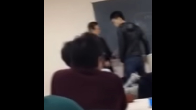 生徒が講師にキレ倒した酷すぎる映像がコチラ。