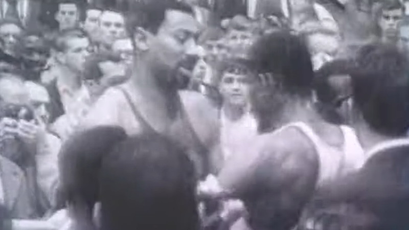 1966年に起きたバスケットボールで起きた乱闘事件！！