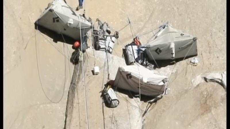 アメリカ・ヨセミテ国立公園の難所エル・キャピタンでクライマー2名が犠牲になってしまった！！