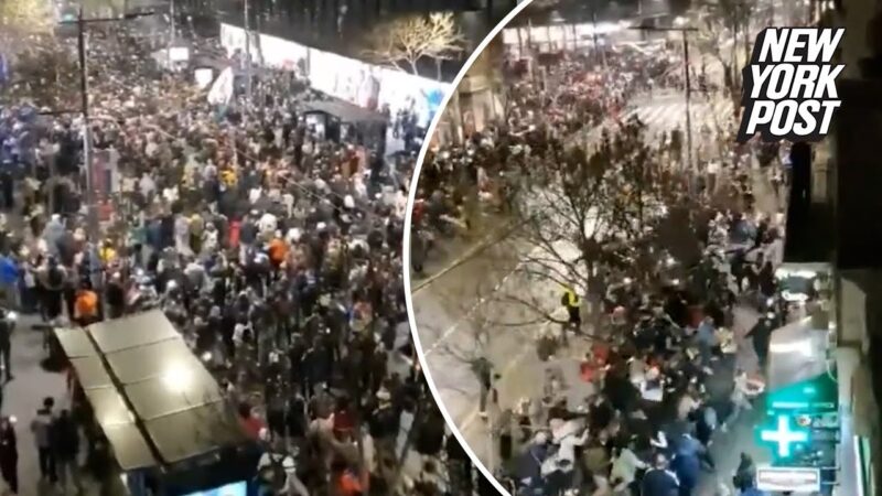 デモ隊に対し警察が音波兵器を使用した疑い！！